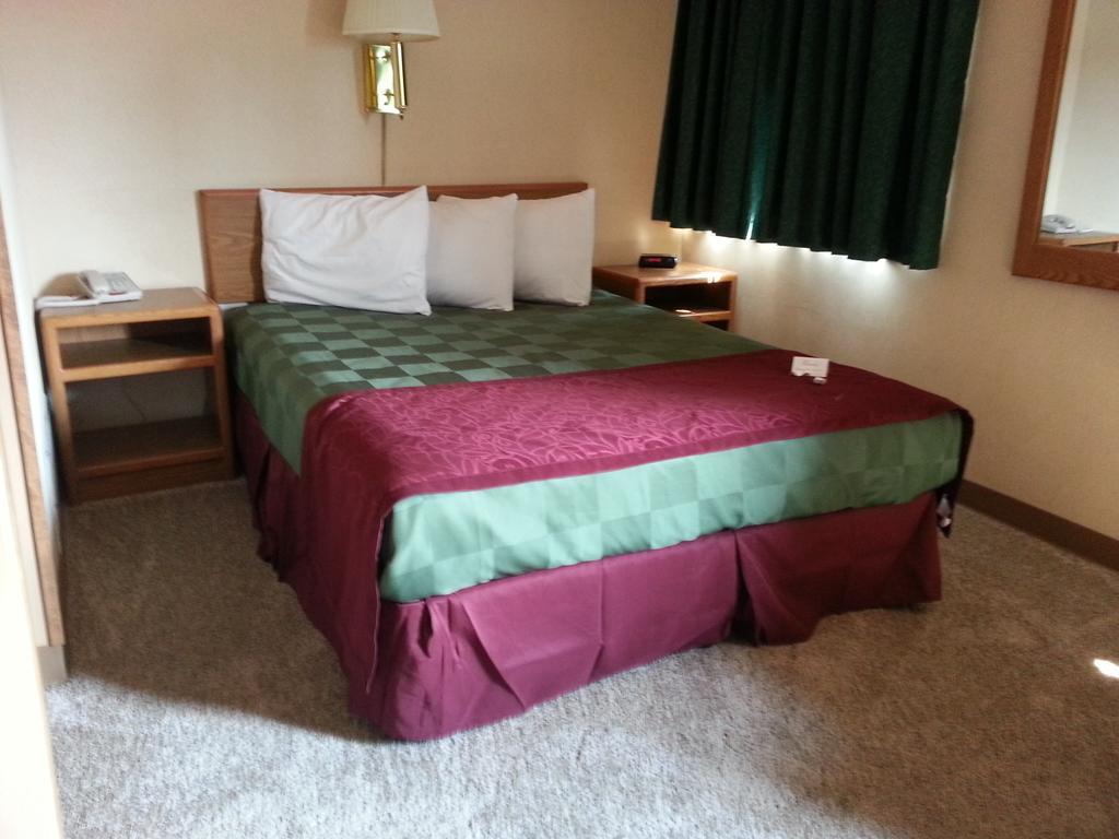 Mid Town Motel Great Falls Extérieur photo