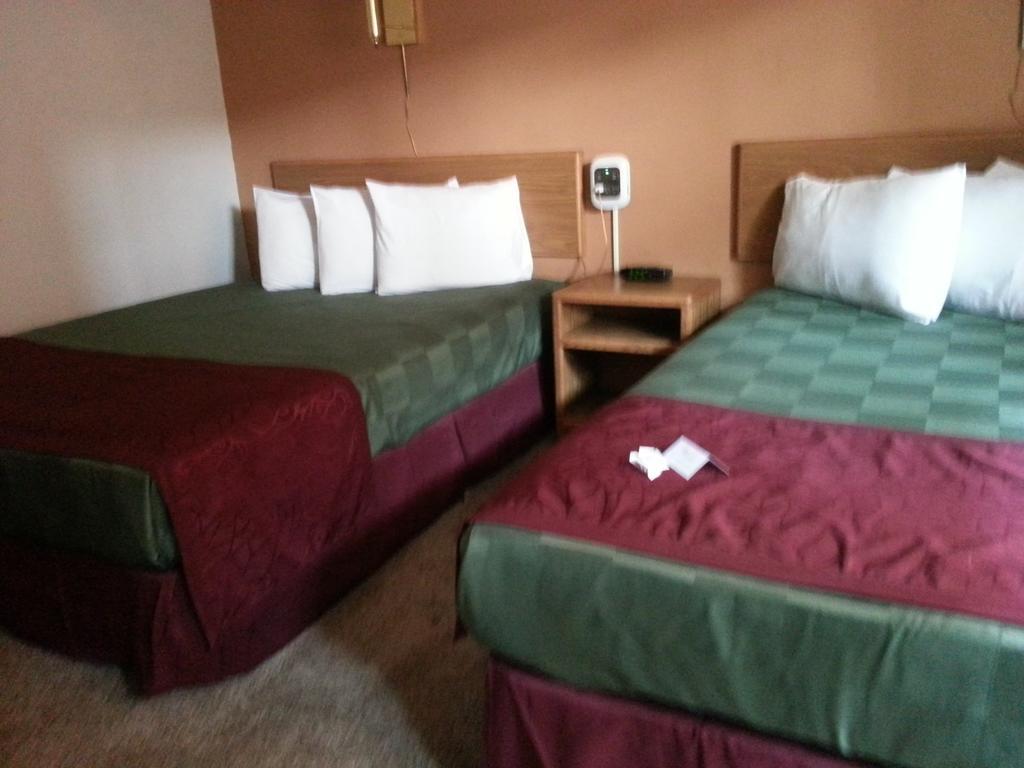 Mid Town Motel Great Falls Chambre photo